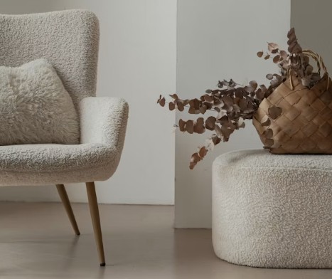 woonkamer-zonder-bank-trend-poef