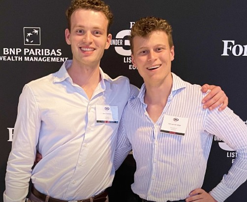 lars-van-der-wijst-met-medeoprichter